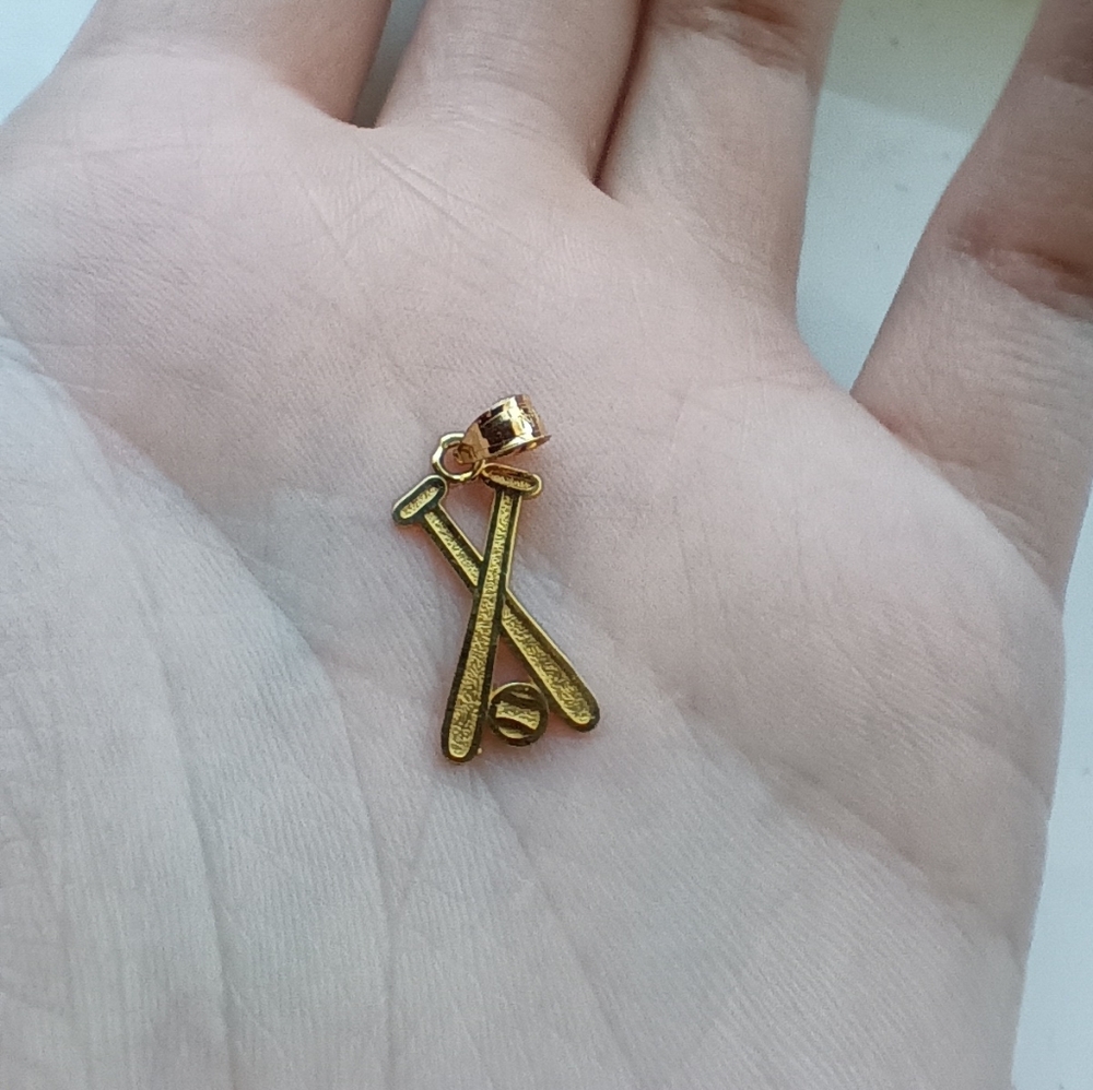 Yellow Gold Baseball Pendant (14K) - Classic Sports Charm